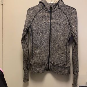 Lululemon women jacket with hood
